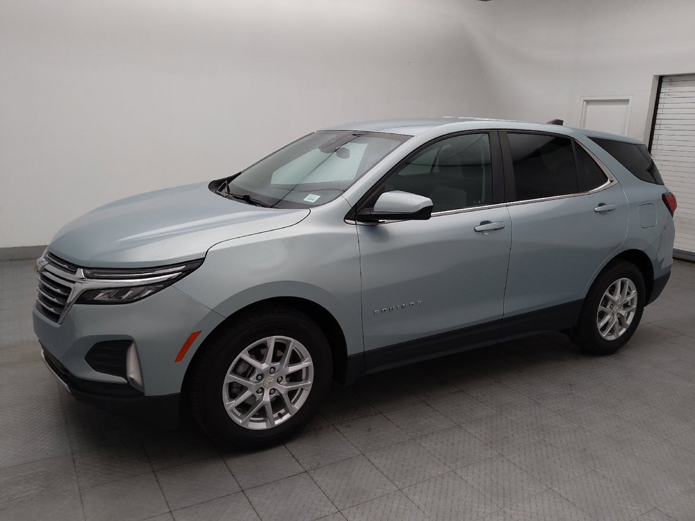 Used 2022 Chevrolet Equinox LT FWD image 2