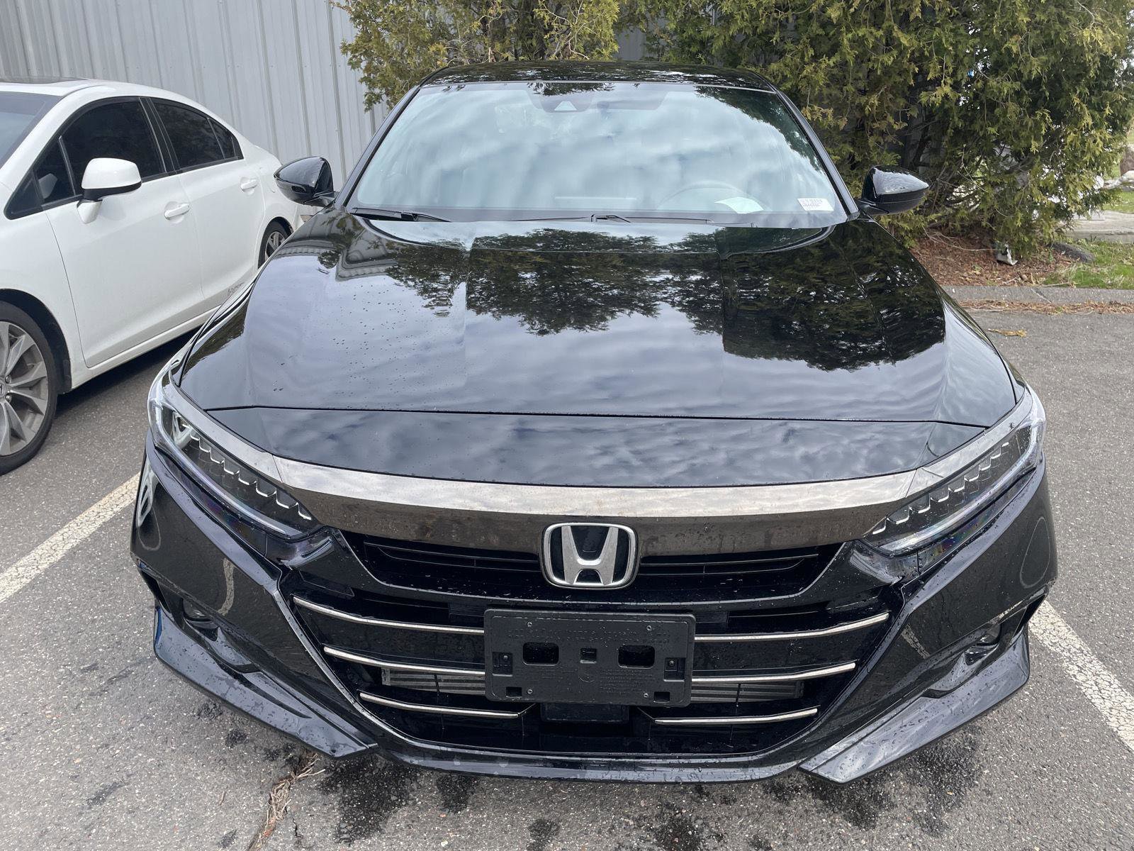 Used 2022 Honda Accord Sport image 2