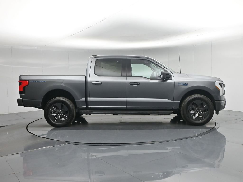 New 2025 Ford F150 Lightning Flash image 28