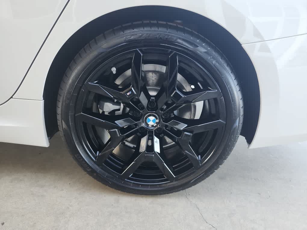 New 2026 BMW 330i Sedan w/ M Sport Package RWD image 10