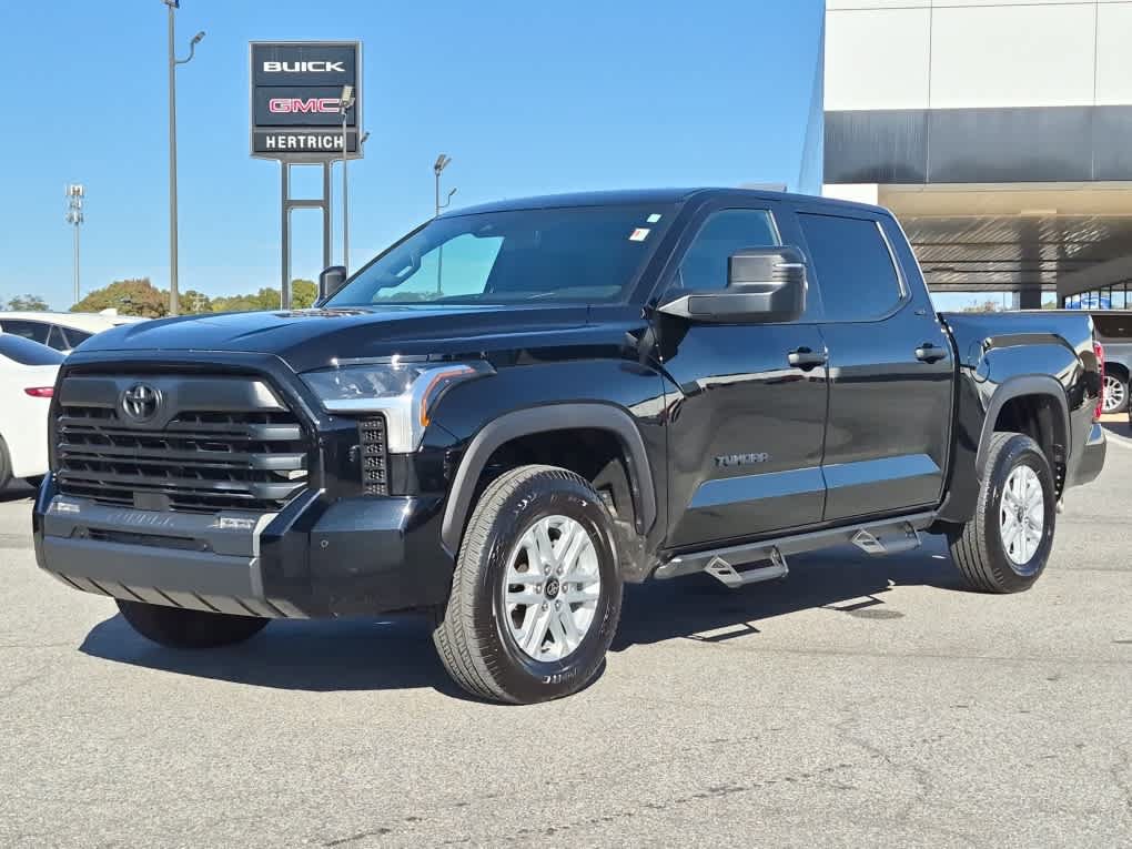 Used 2026 Toyota Tundra SR5 w/ SR5 Convenience Package