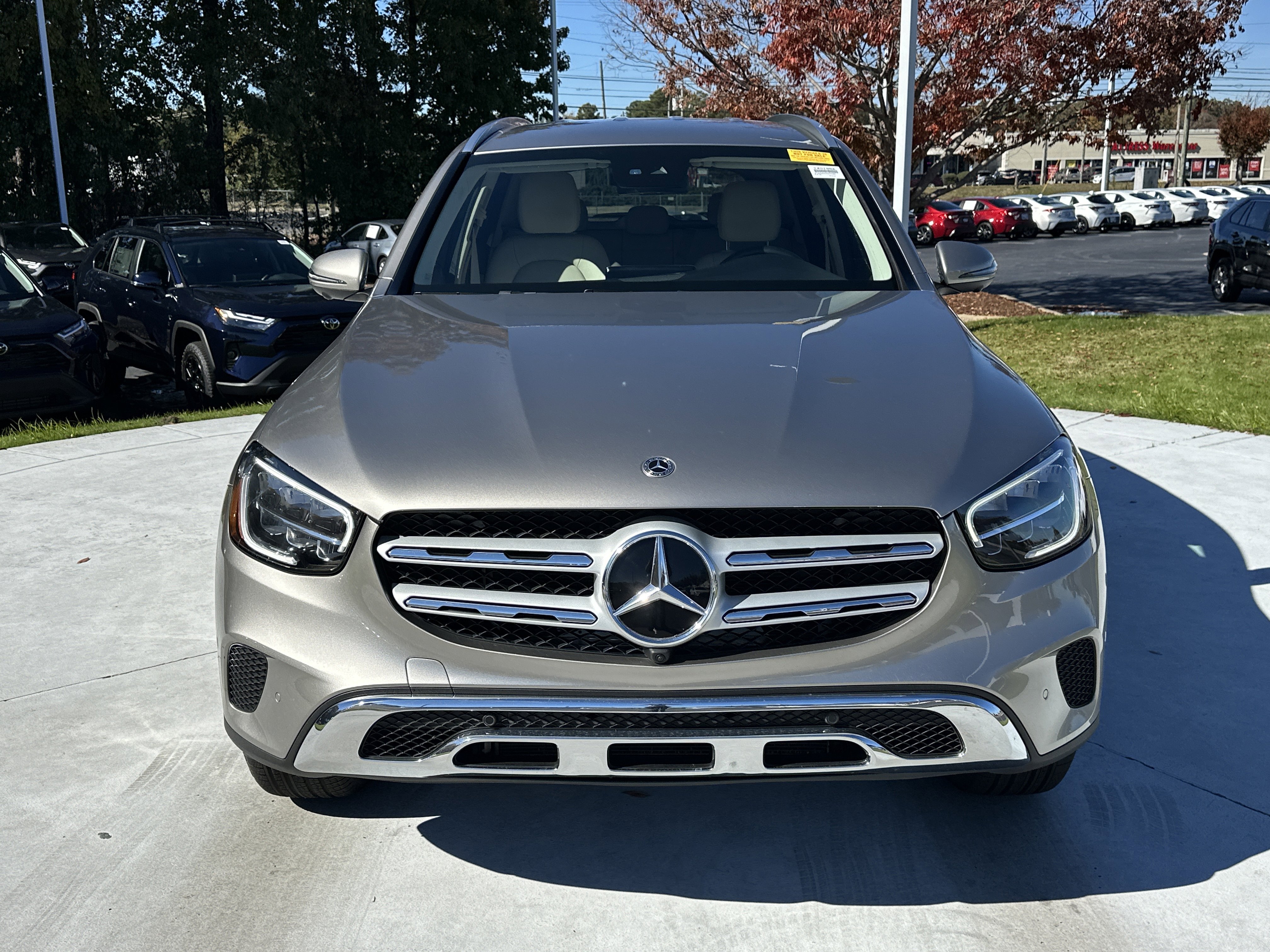 Used 2022 Mercedes-Benz GLC 300 image 3