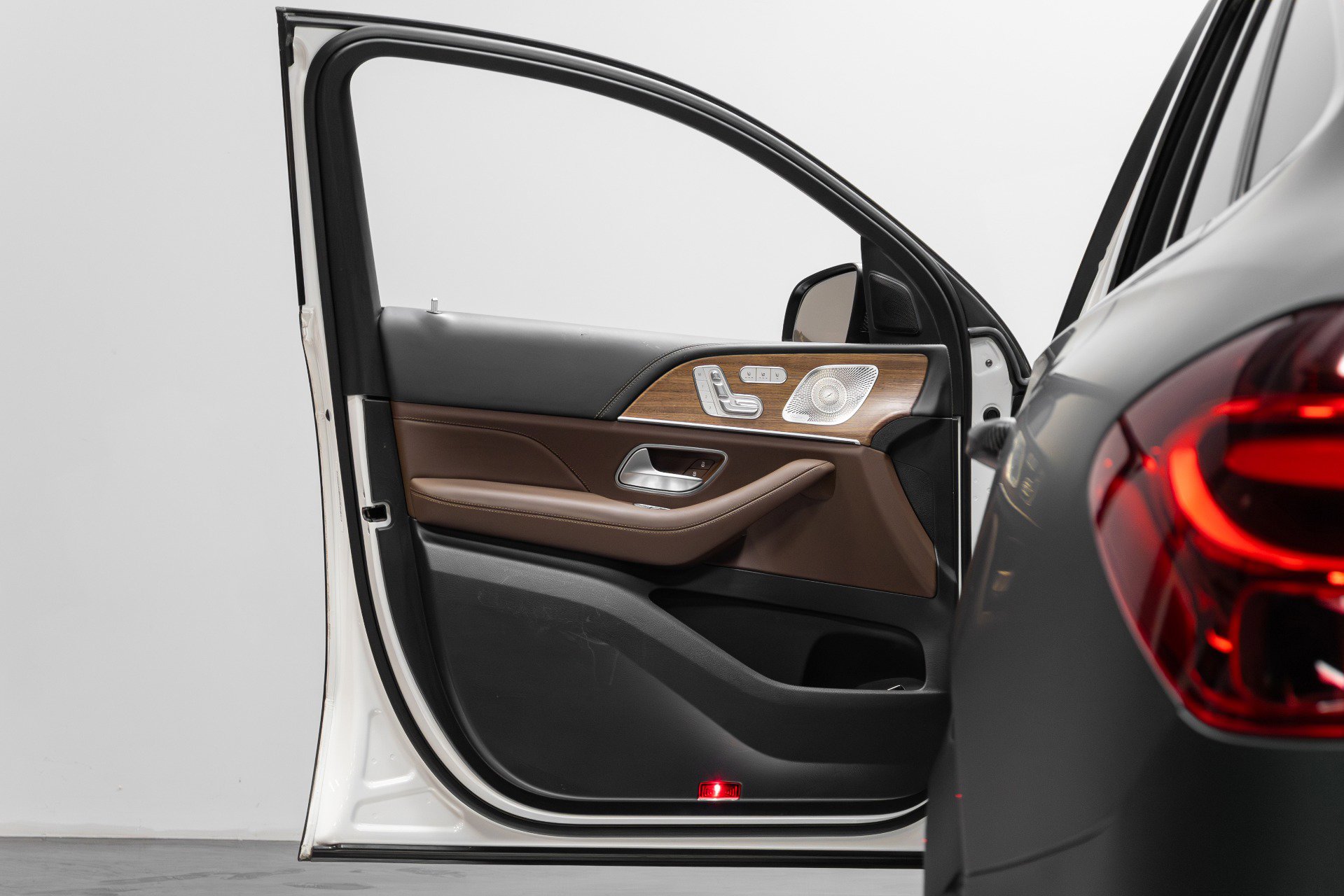 Used 2024 Mercedes-Benz GLE 53 AMG 4MATIC Coupe image 48