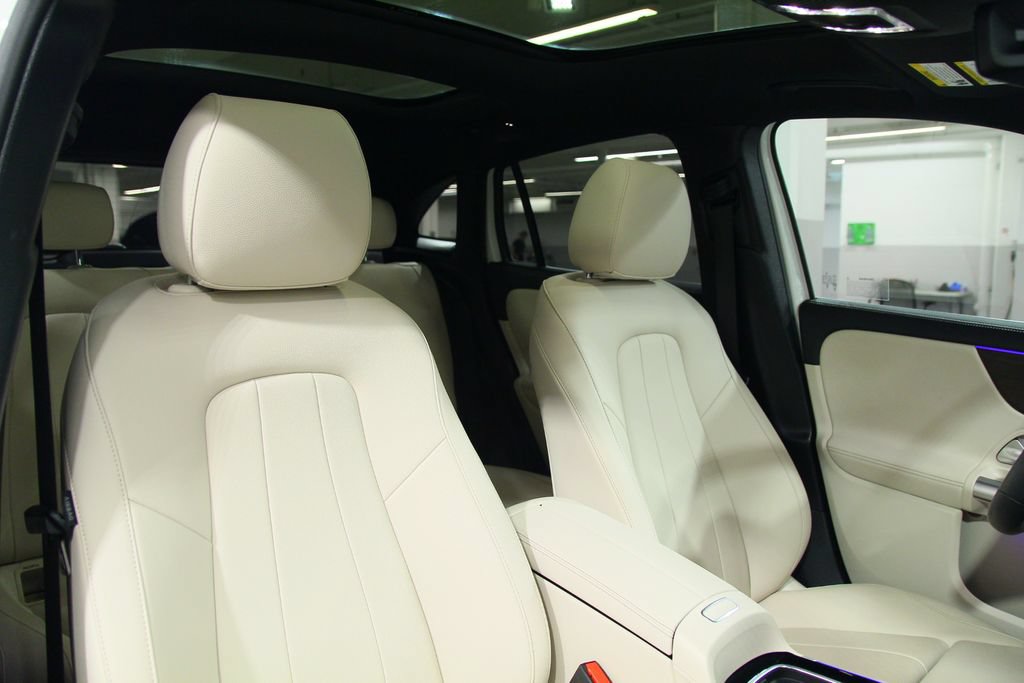 Certified 2024 Mercedes-Benz GLA 250 4MATIC image 23