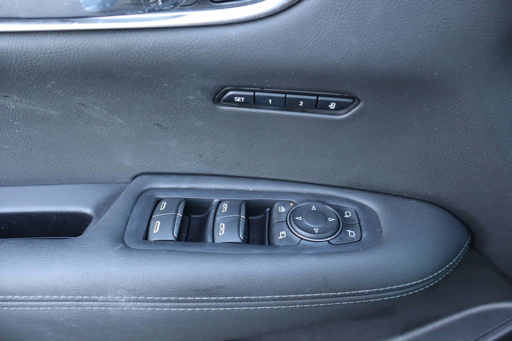 Used 2024 Cadillac XT6 Luxury w/ LPO, Floor Liner Package AWD/4WD image 29
