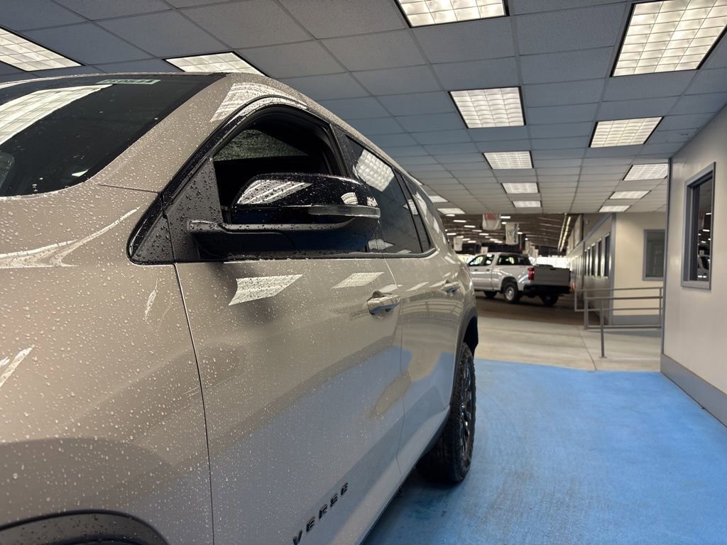 New 2026 Chevrolet Traverse Z71 w/ LPO, Floor Liner Package image 18