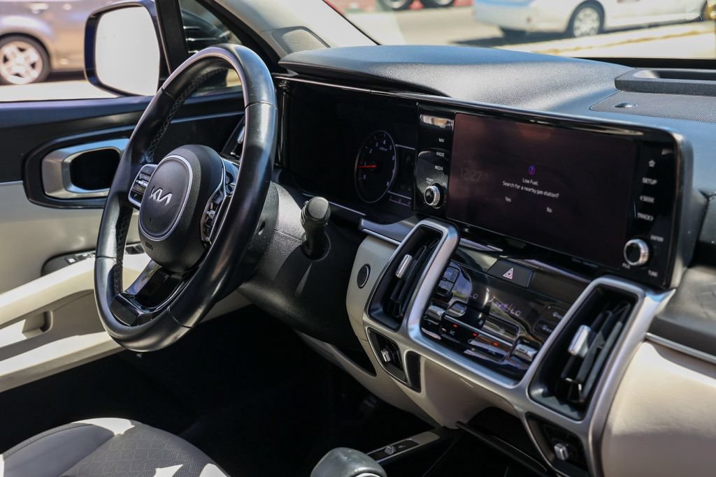 Used 2023 Kia Sorento S w/ Panoramic Sunroof Package FWD image 21