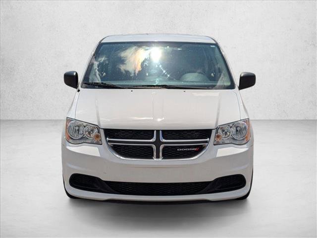 Used 2018 Dodge Grand Caravan SE w/ UConnect Hands-Free Group FWD image 2