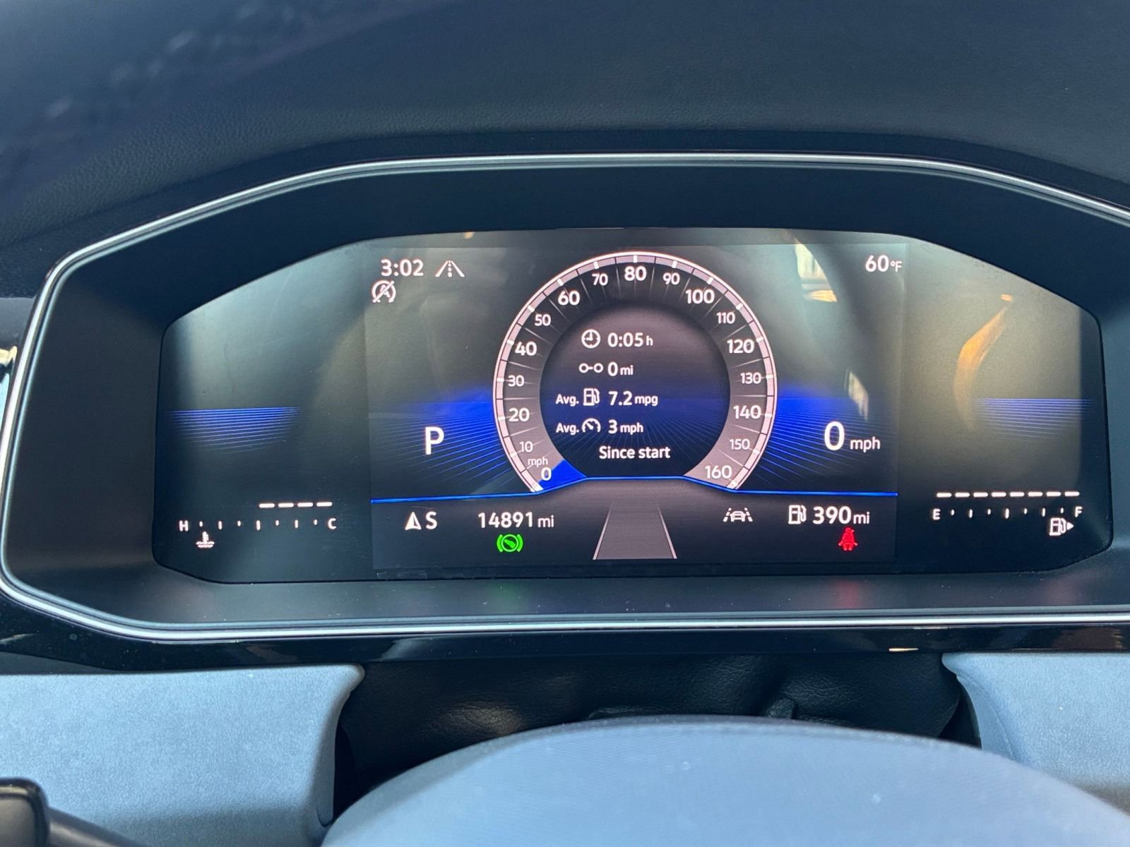 Used 2025 Volkswagen Jetta SE image 39