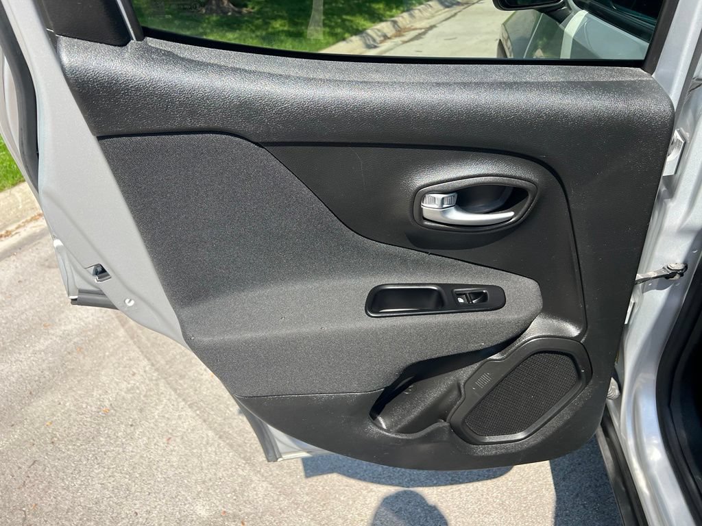 Used 2021 Jeep Renegade Sport AWD/4WD image 20