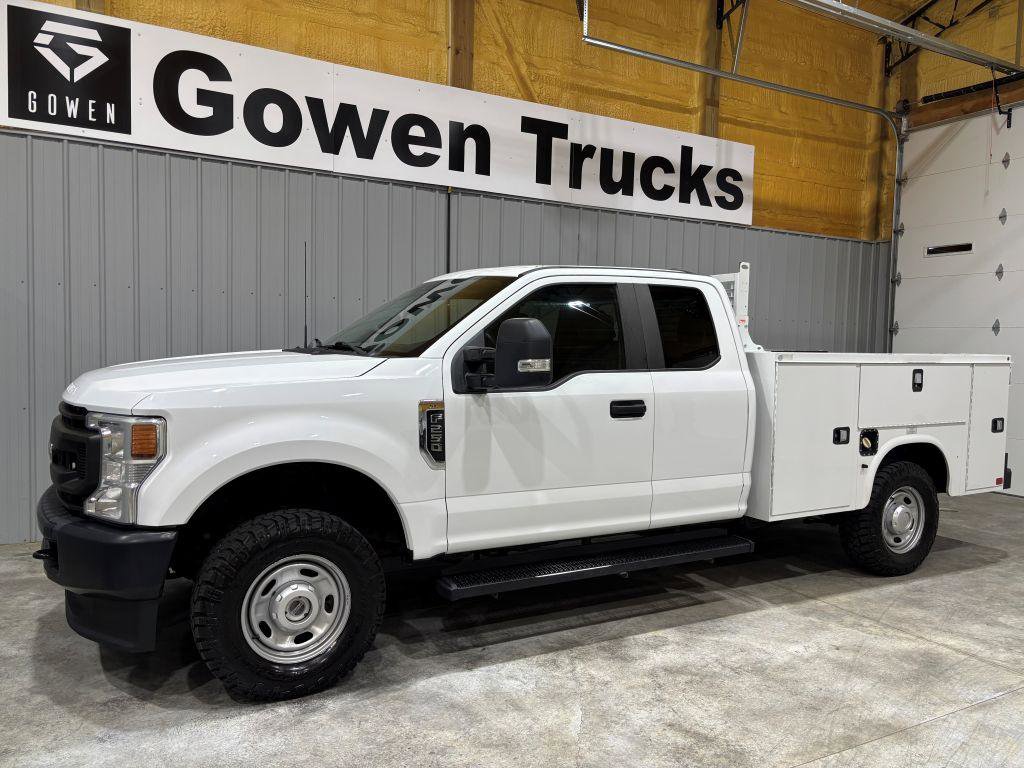 Used 2022 Ford F250 XL w/ Power Equipment Group AWD/4WD image 4