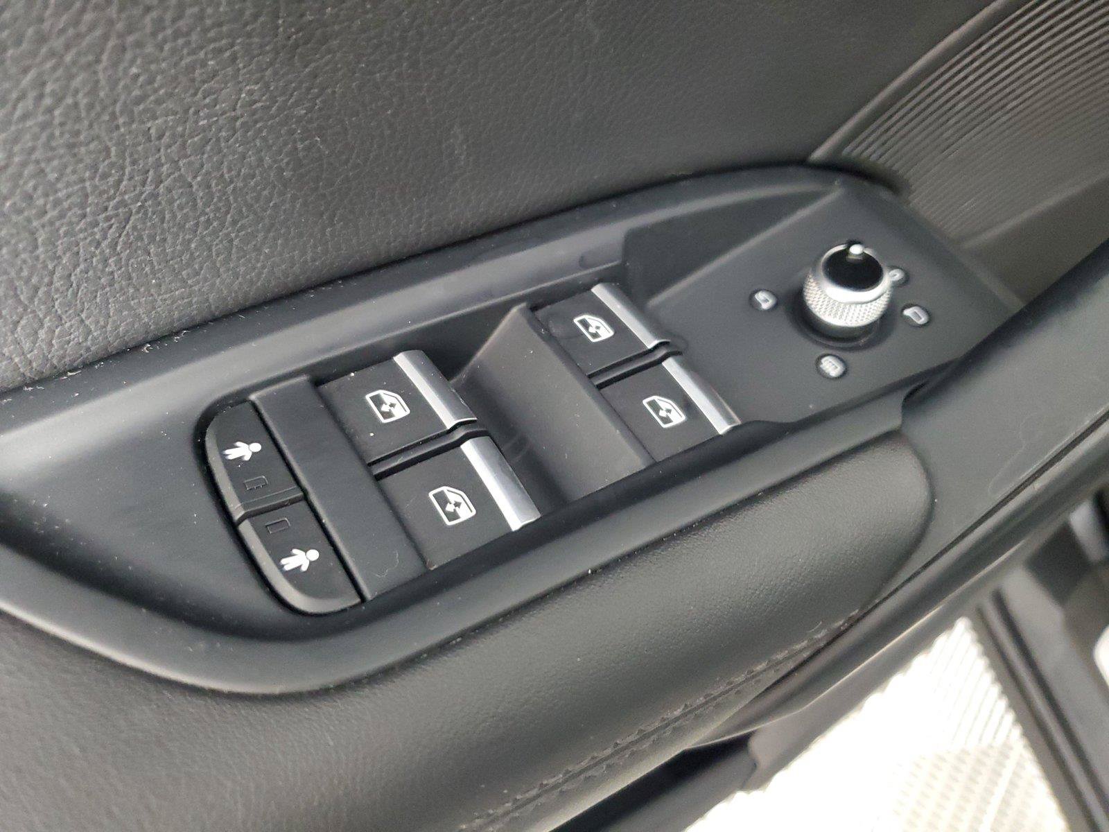 Used 2019 Audi Q5 2.0T Premium Plus AWD/4WD image 20