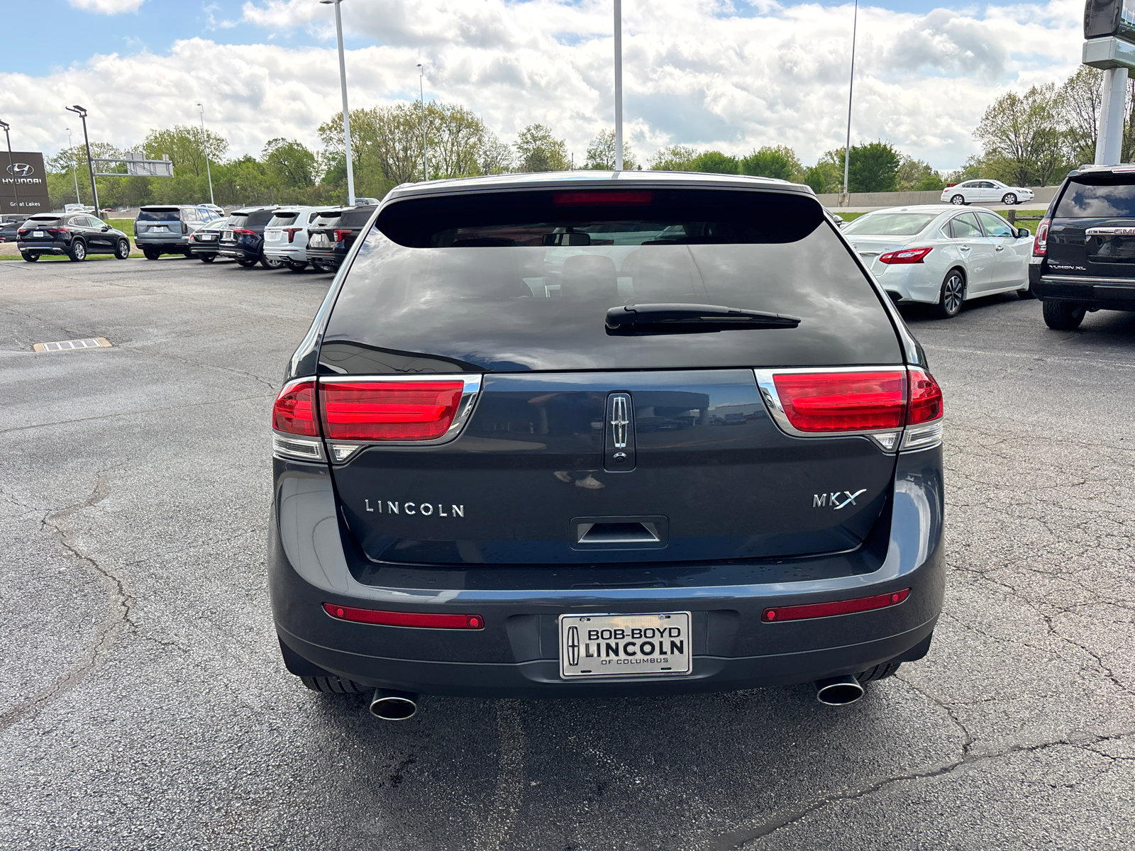 Used 2013 Lincoln MKX FWD image 6