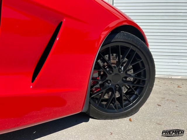 Used 2009 Chevrolet Corvette Coupe w/ Z51 Performance Package image 7