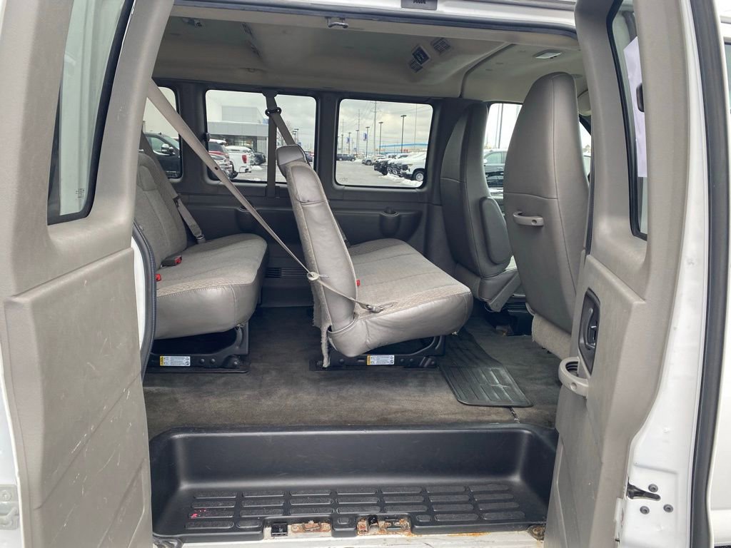Used 2015 Chevrolet Express 2500 LT w/ LT Preferred Equipment Group image 20
