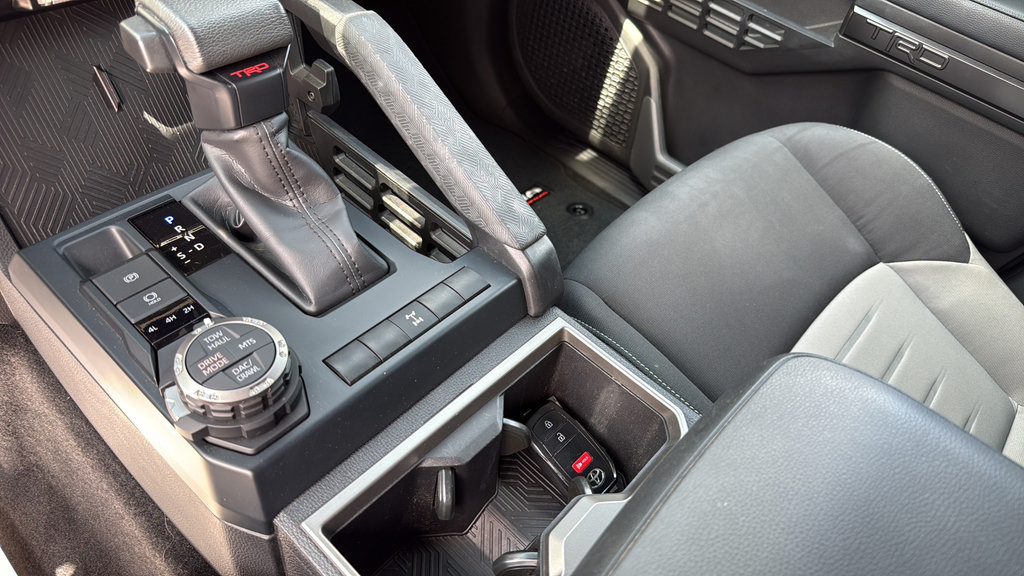 Used 2024 Toyota Tacoma 4x4 Double Cab image 28