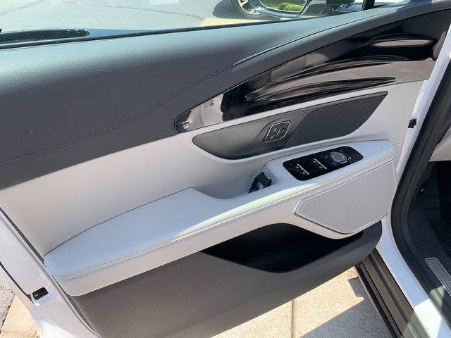 New 2026 Lincoln Nautilus Premier AWD/4WD image 19