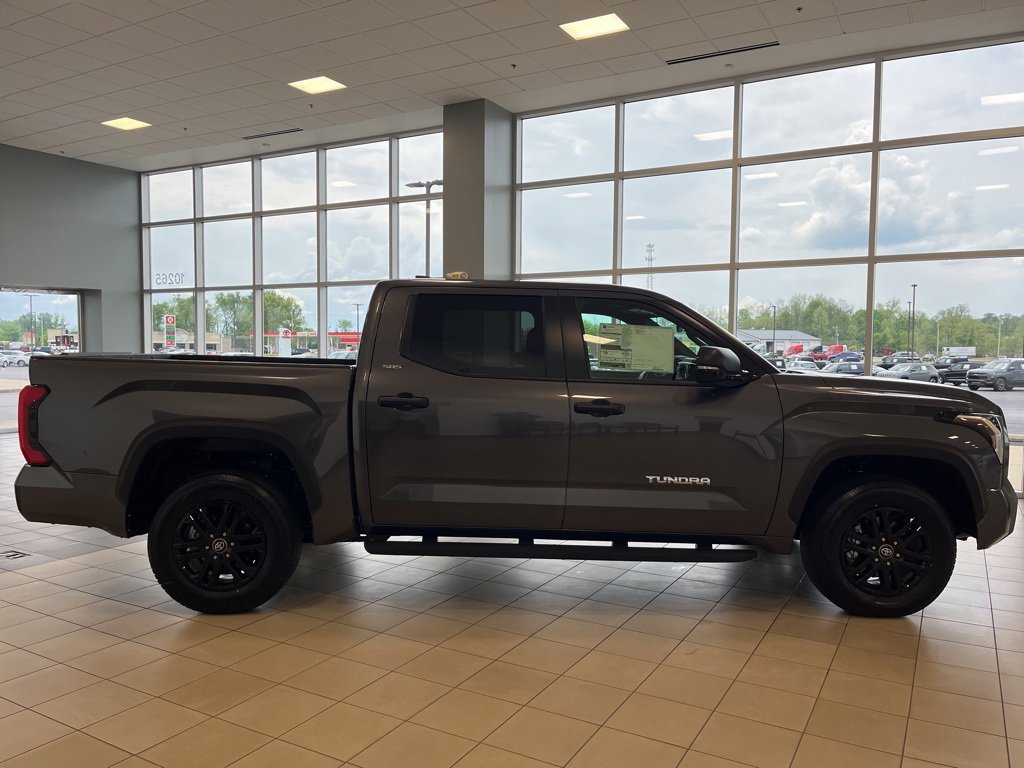 New 2025 Toyota Tundra SR5 image 5