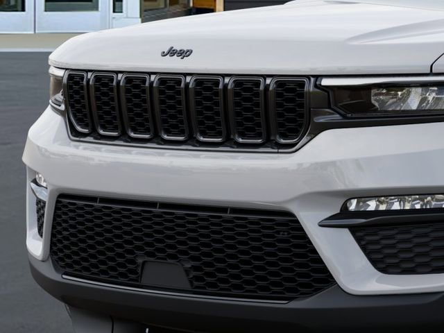 New 2025 Jeep Grand Cherokee Limited w/ Black Appearance Package image 11