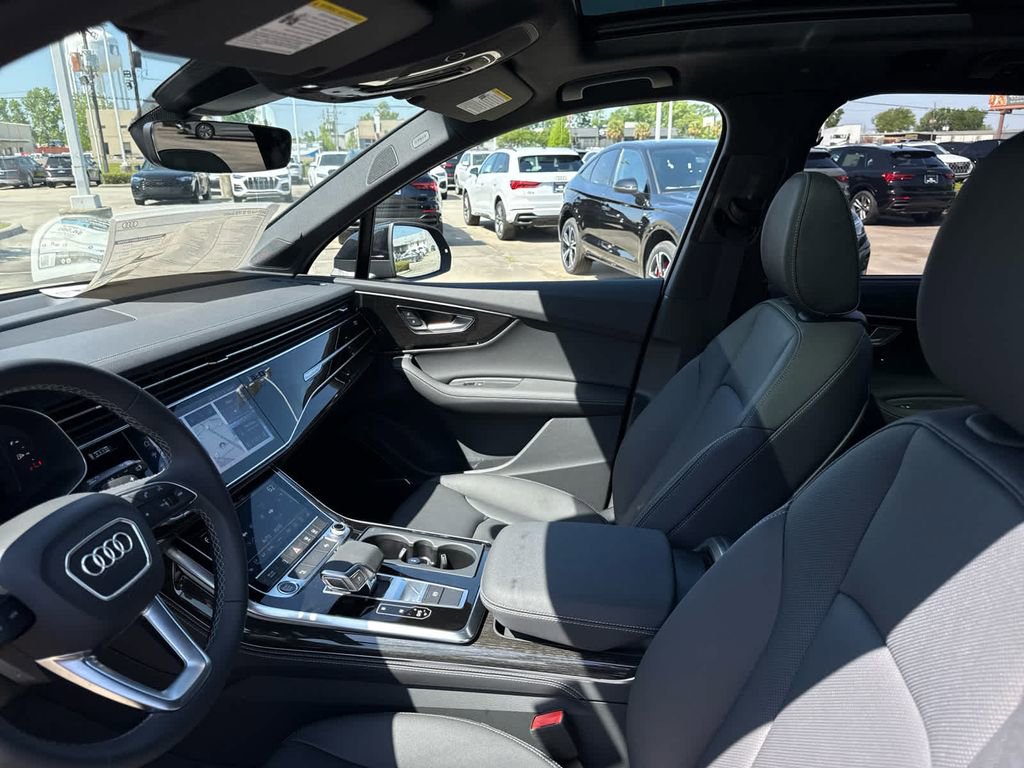 New 2025 Audi Q7 3.0T Premium Plus image 22