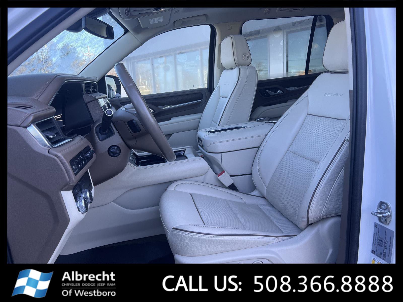 Used 2022 GMC Yukon Denali image 10