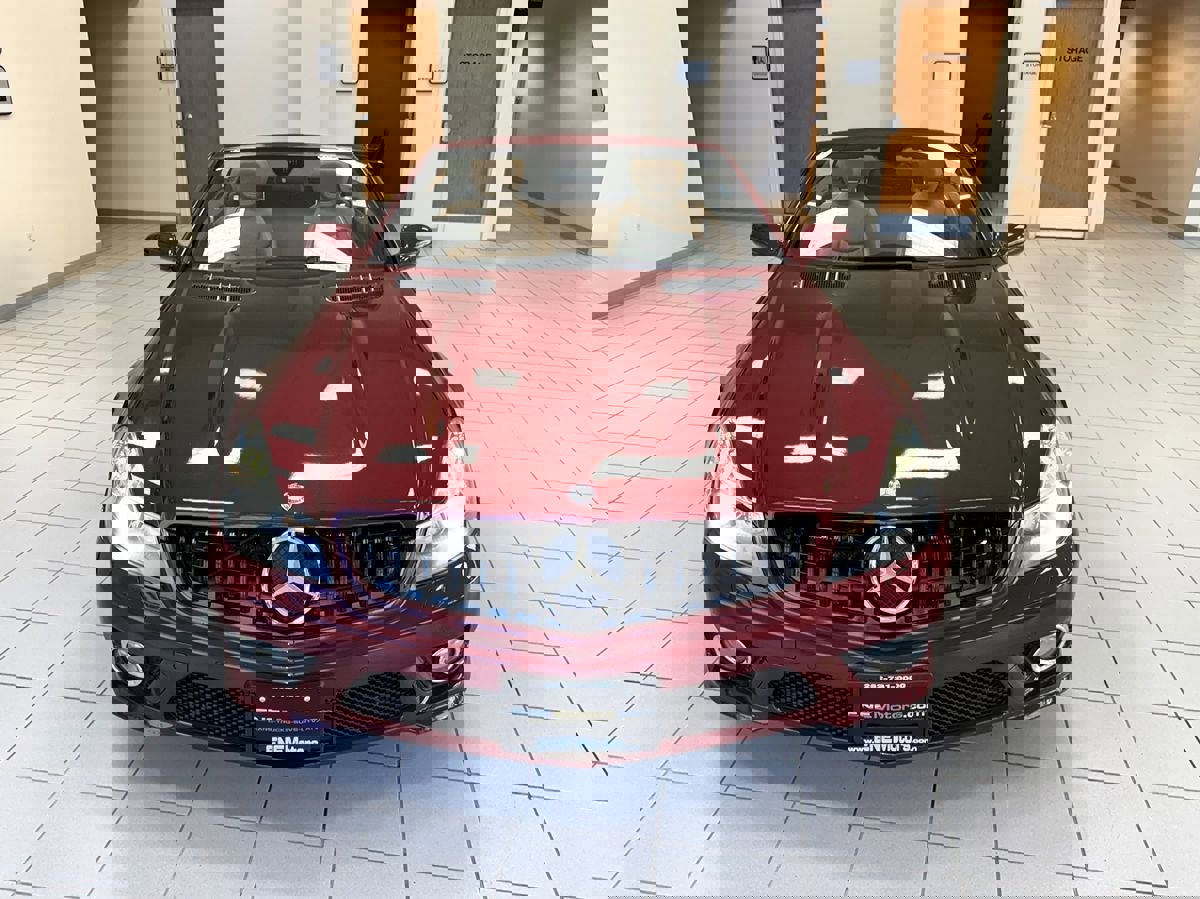 Used 2011 Mercedes-Benz SL 550 image 40