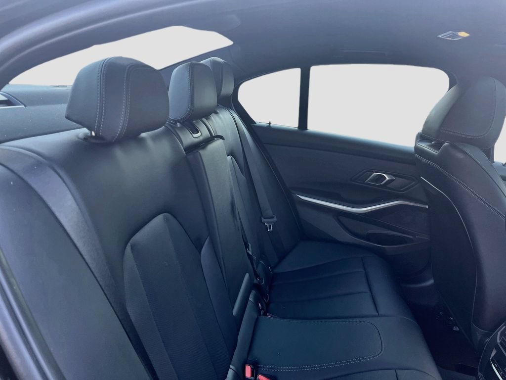 Used 2024 BMW M340i w/ Premium Package RWD image 28