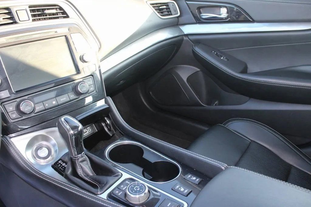 Used 2023 Nissan Maxima SL FWD image 15