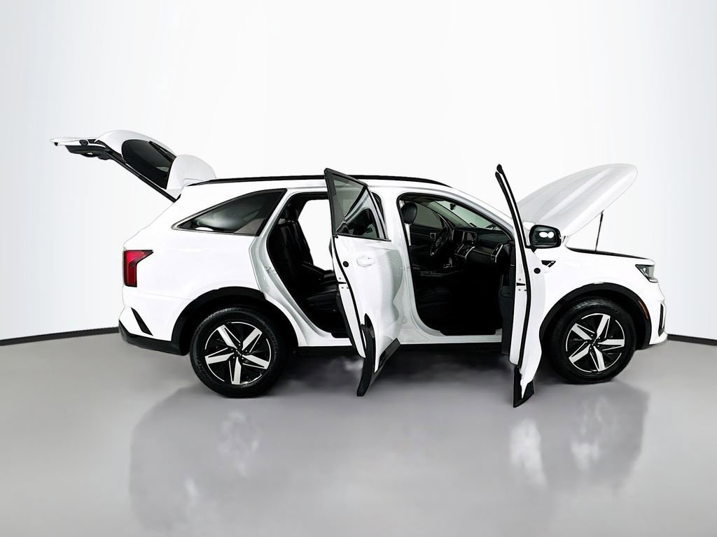 Used 2022 Kia Sorento EX w/ Panoramic Sunroof Package FWD image 24