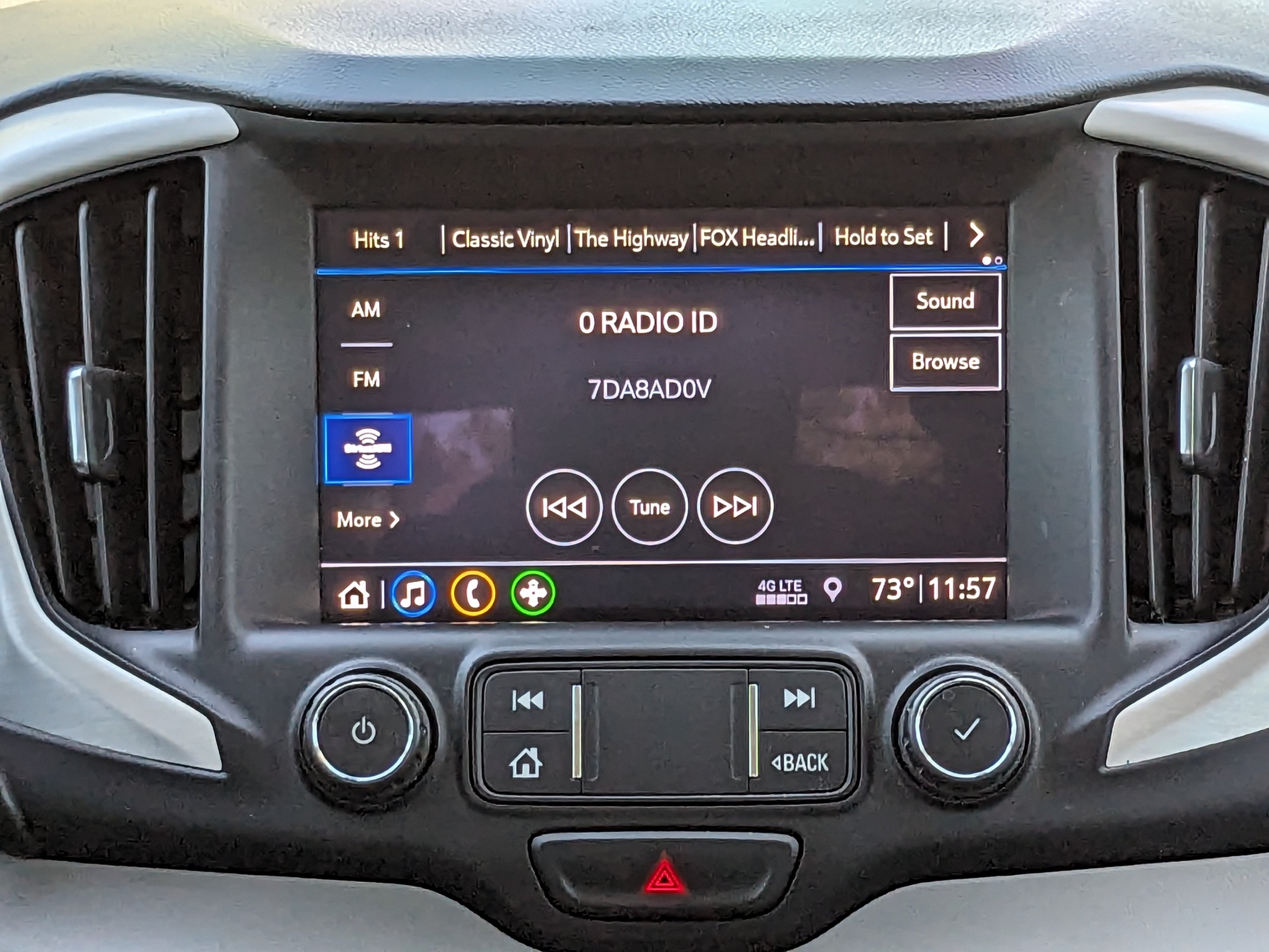 Used 2020 GMC Terrain SLT w/ Preferred Package FWD image 18