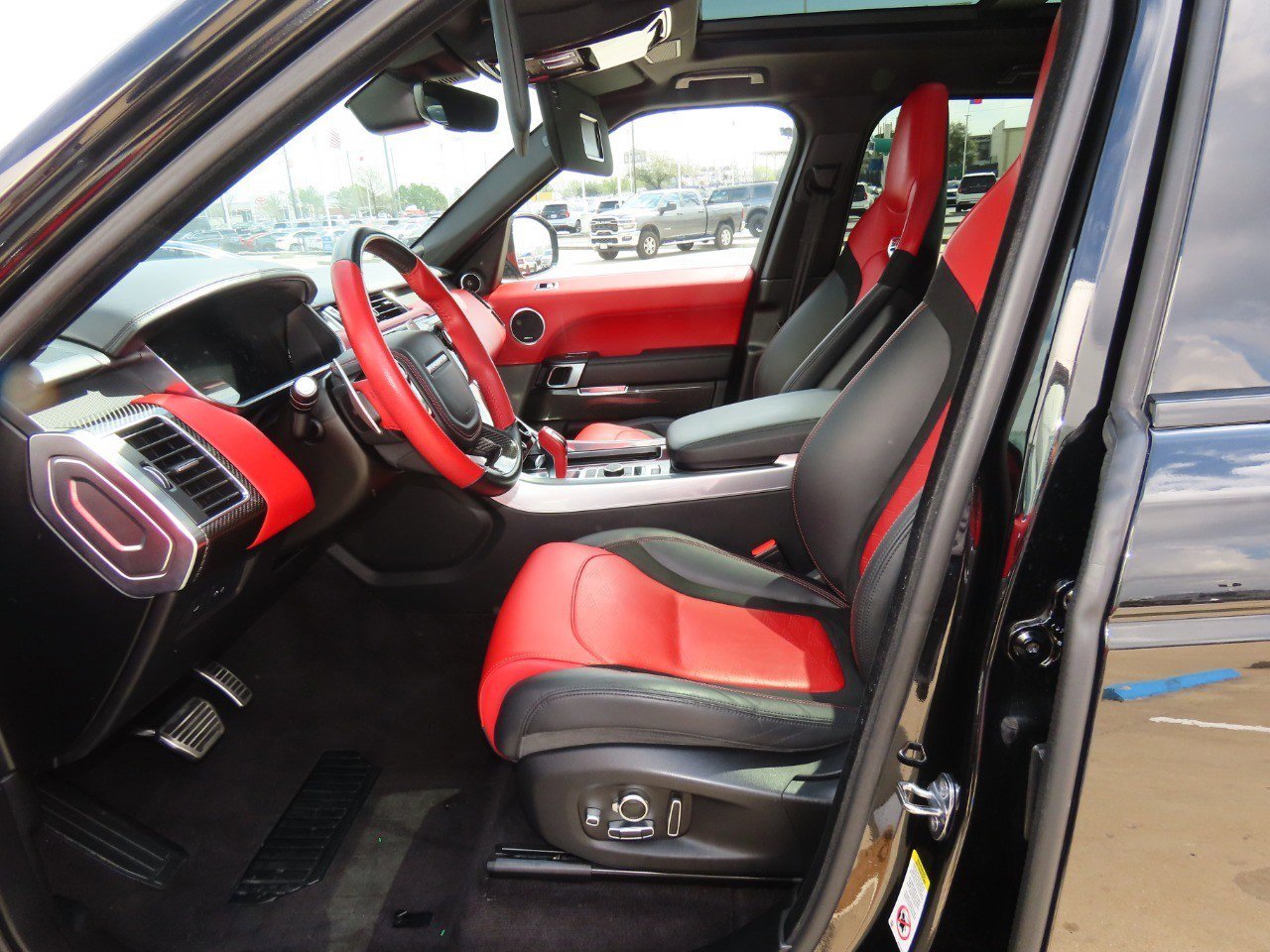 Used 2021 Land Rover Range Rover Sport SVR Carbon Edition image 29