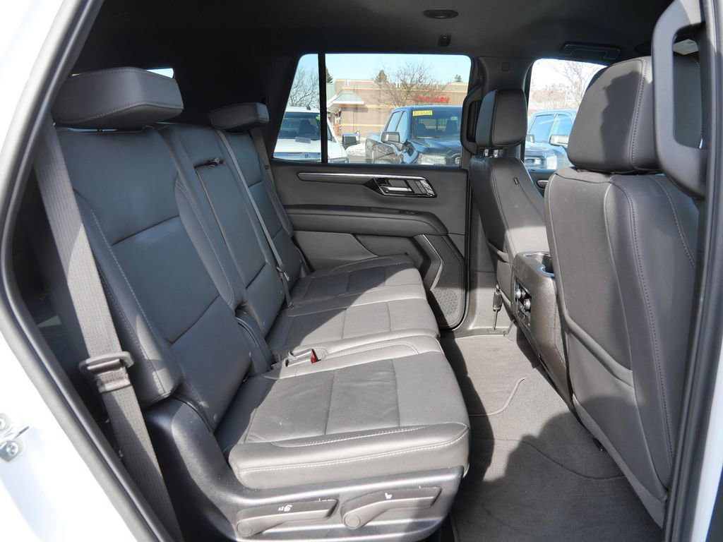 Used 2025 Chevrolet Tahoe LT AWD/4WD image 19