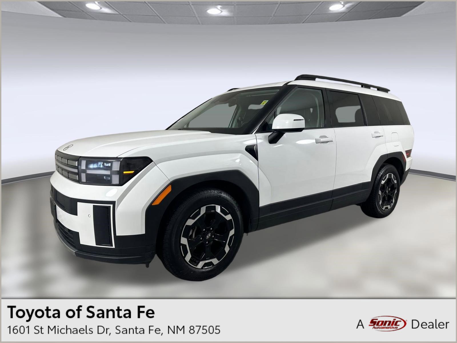 Used 2024 Hyundai Santa Fe SEL AWD/4WD image 1