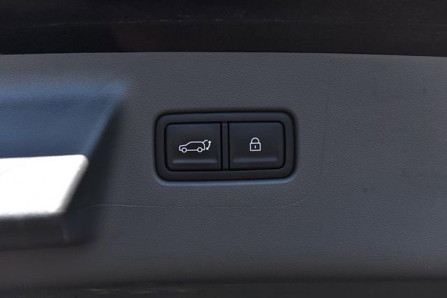 Used 2025 Hyundai Santa Fe Limited FWD image 29
