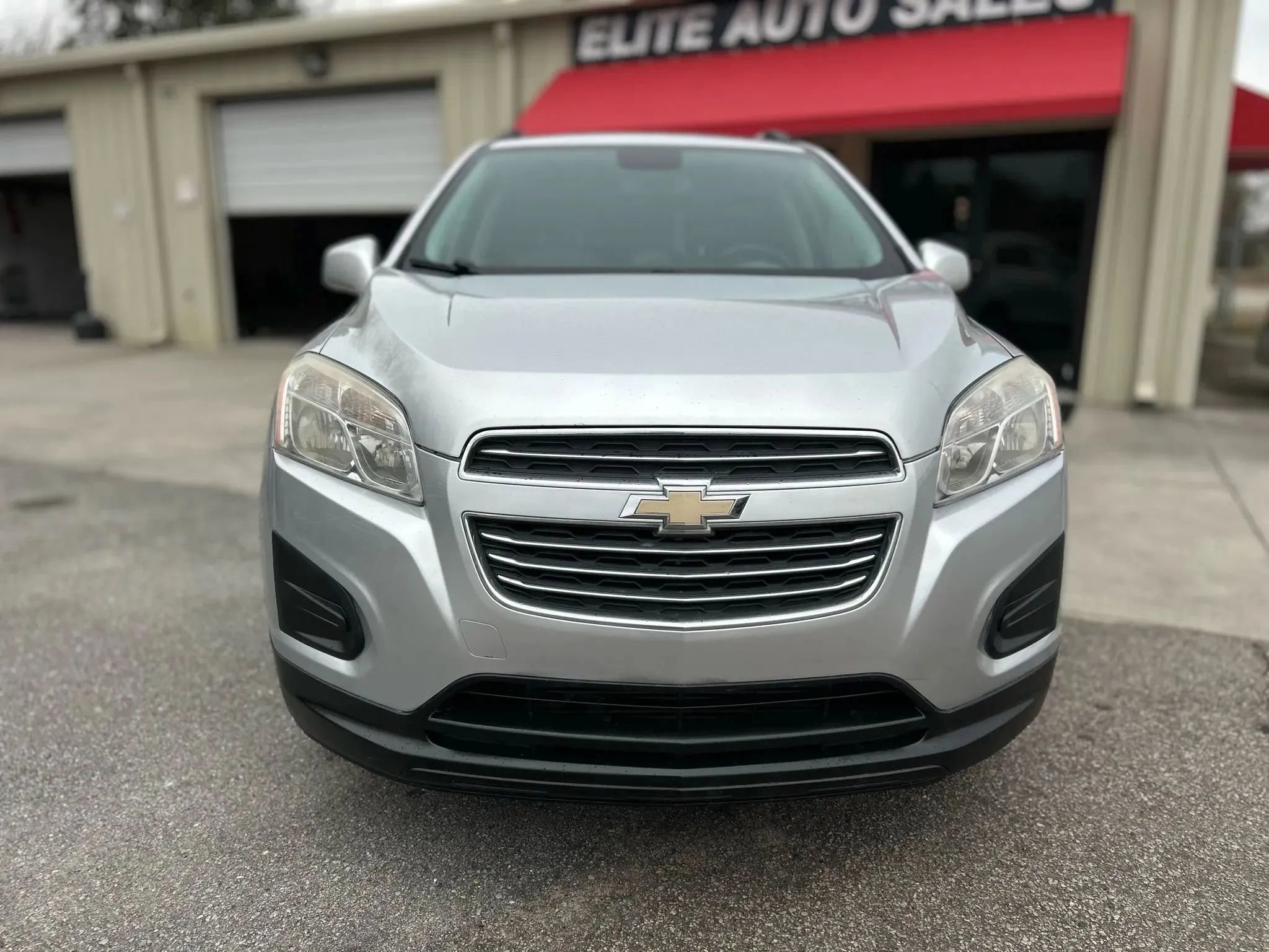 Used 2016 Chevrolet Trax LT w/ LT Convenience Package FWD image 4