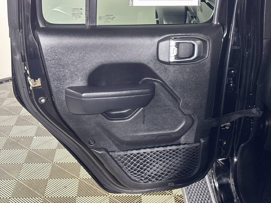 Used 2022 Jeep Wrangler Unlimited Sport AWD/4WD image 18