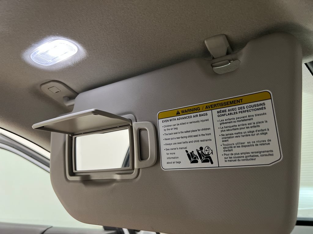 Used 2025 Mitsubishi Outlander SE AWD/4WD image 74