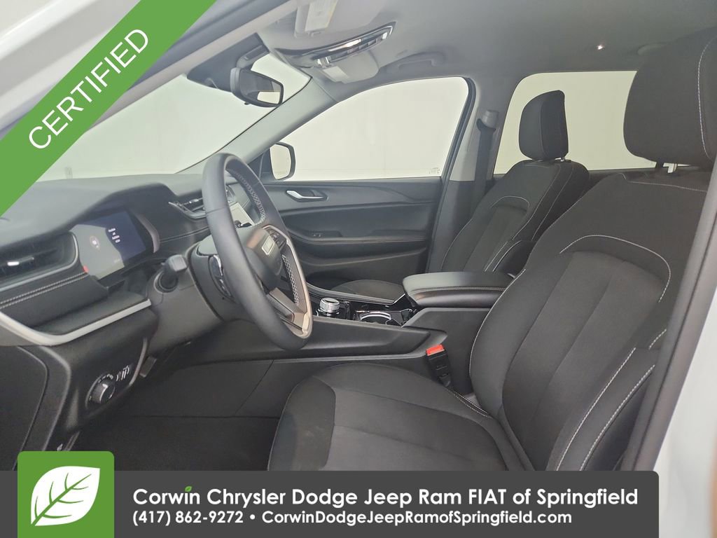 Used 2023 Jeep Grand Cherokee L Laredo w/ Luxury Tech Group I AWD/4WD image 19