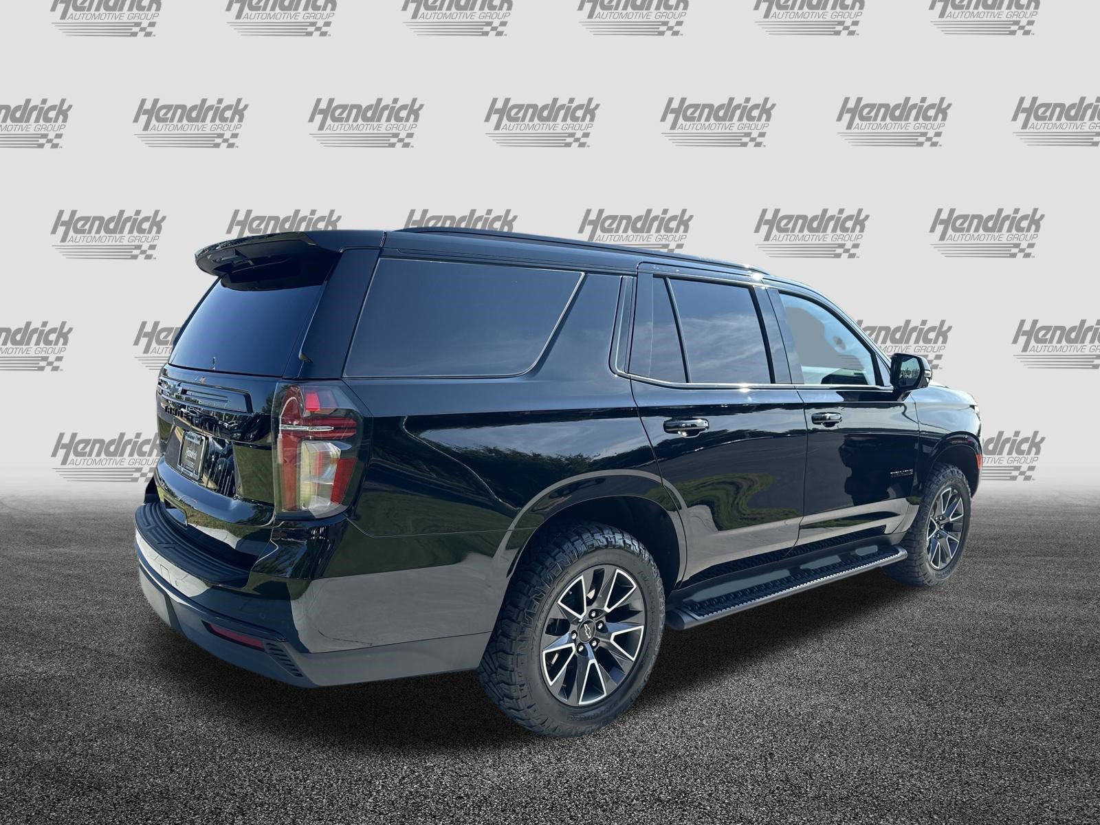 Used 2024 Chevrolet Tahoe Z71 w/ Luxury Package AWD/4WD image 10