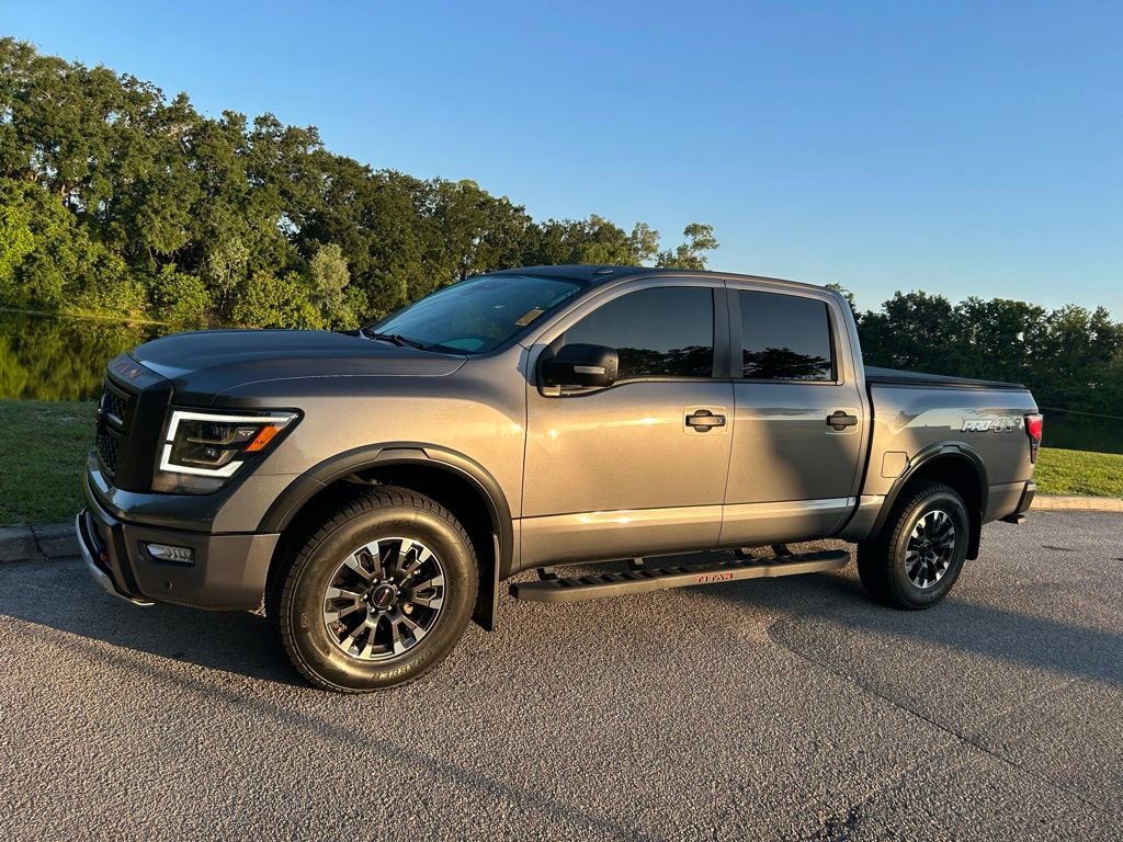 Used 2021 Nissan Titan PRO-4X w/ Pro-4x Convenience Package AWD/4WD image 2