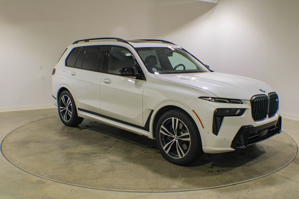 Used 2026 BMW X7 M60i AWD/4WD image 5