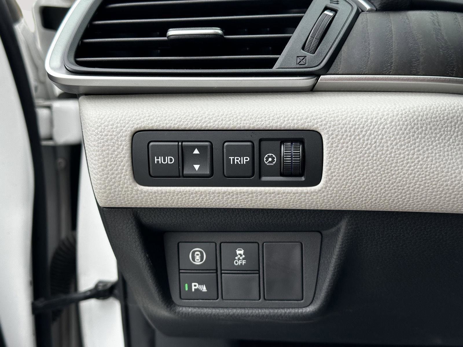 Certified 2019 Honda Accord Touring image 27