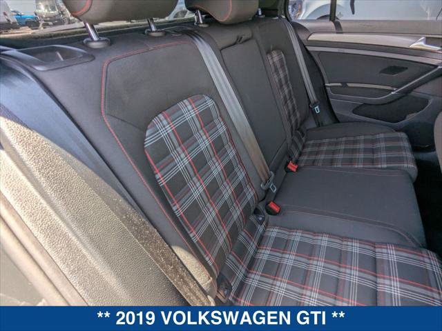 Used 2019 Volkswagen GTI SE FWD image 22