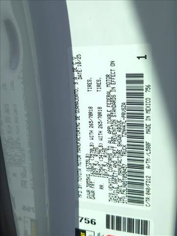 Certified 2025 Toyota Tacoma TRD Off-Road image 28