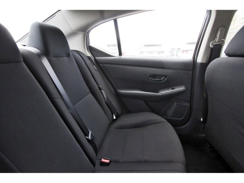 Used 2024 Nissan Sentra S image 13