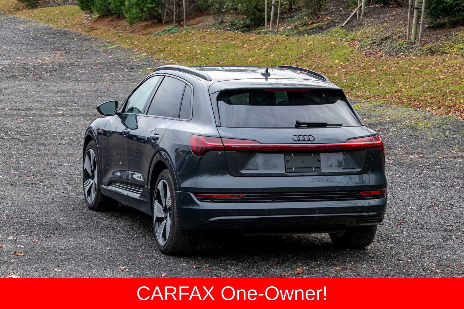 Used 2022 Audi e-tron Premium Plus w/ Premium Plus Package image 6