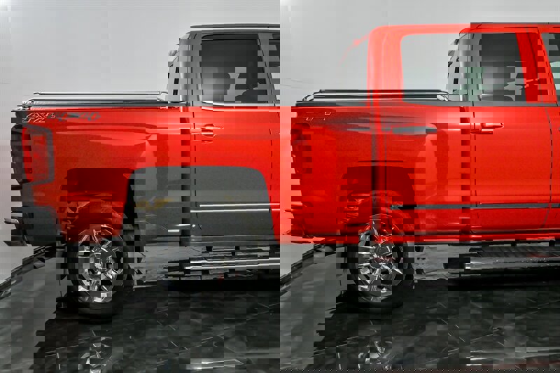 Used 2017 Chevrolet Silverado 1500 LTZ w/ Max Trailering Package image 11