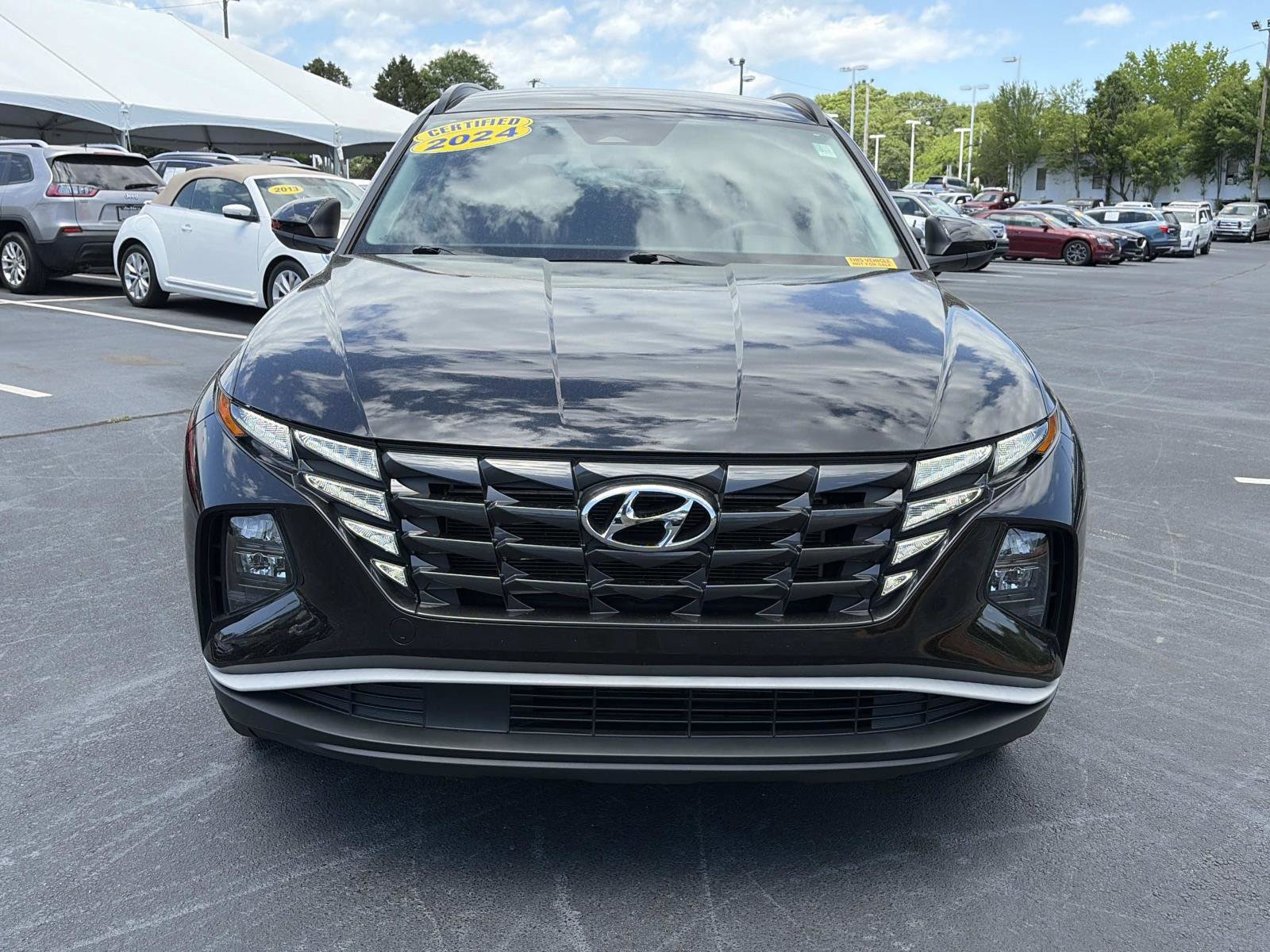 Used 2024 Hyundai Tucson SEL FWD image 2