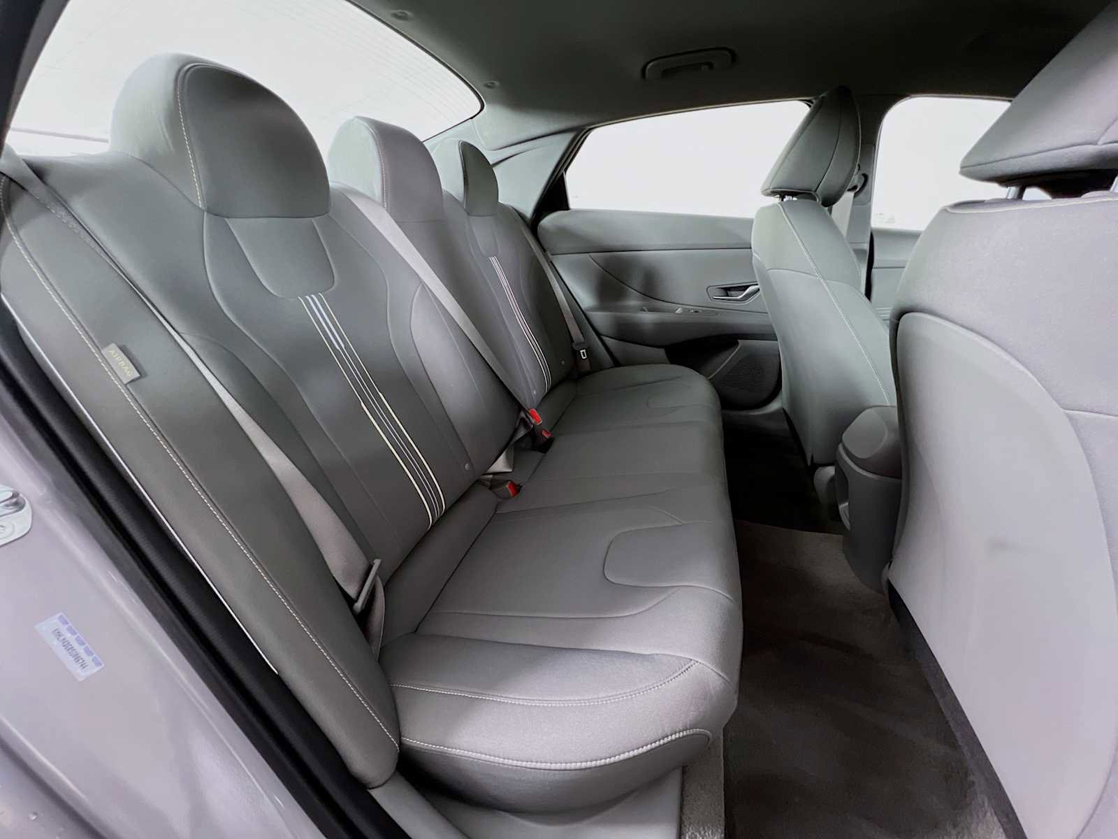 Certified 2025 Hyundai Elantra Sport image 25