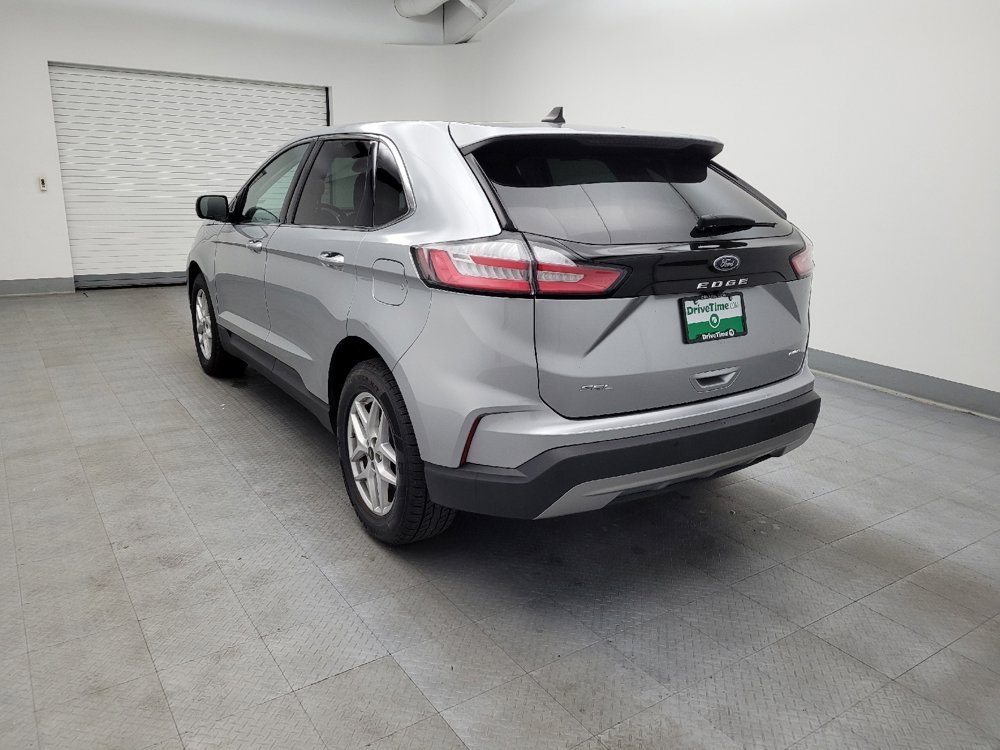 Used 2024 Ford Edge SEL image 5